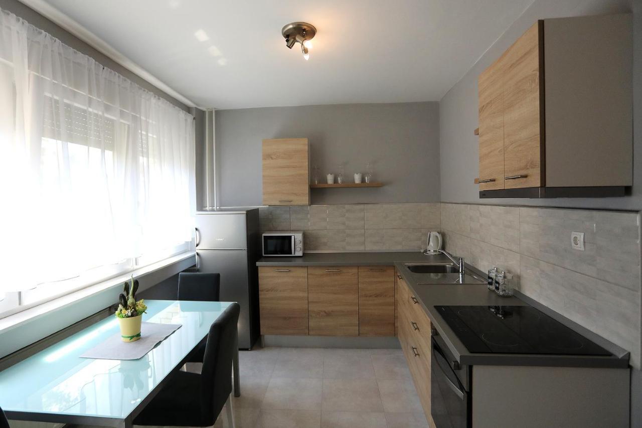 Studio Apartman Ana Osijek Buitenkant foto